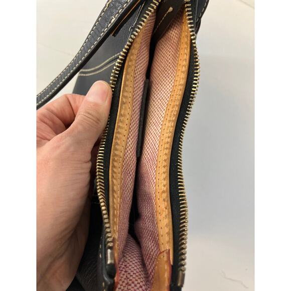 DOONEY & BOURKE SMALL BLACK PEBBLED LEATHER SHOULDER BAG - Picture 16 of 16